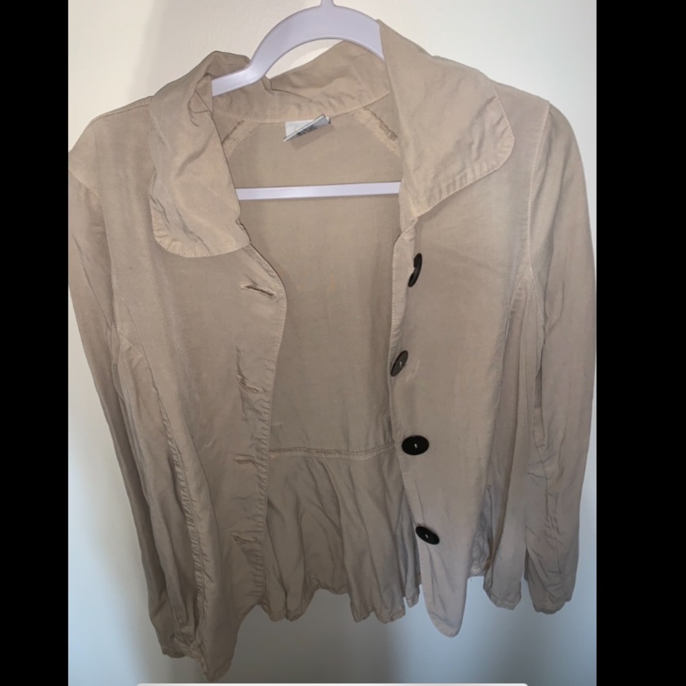 Light coat